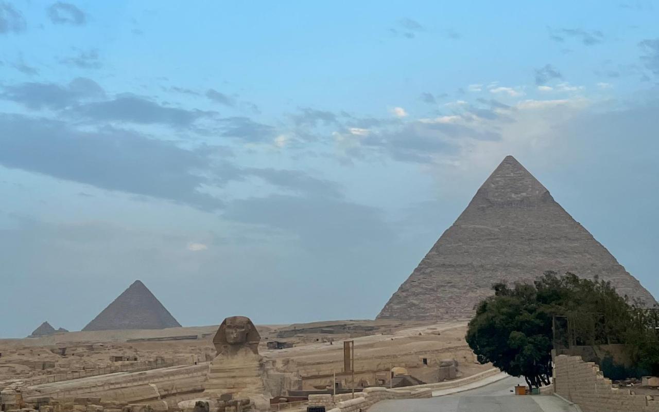 The Gate Hotel Front Pyramids & Sphinx View Kafret el-Gabal Exterior foto